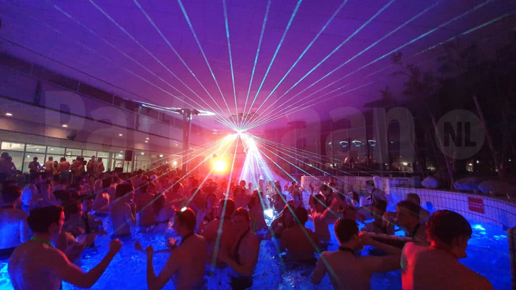 Pool party huren lasershow